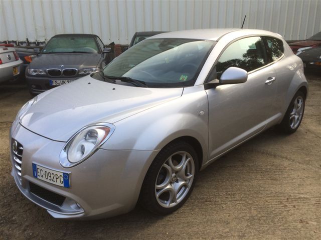 Left hand drive ALFA ROMEO MITO 1.6 JTD DISTINCTIVE ITALIAN REG